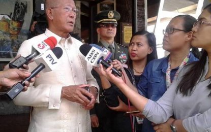 <p><strong>MORE AFP OFFICERS NEEDED.</strong> Department of National Defense Secretary Delfin Lorenzana answers questions from Baguio media on Saturday (March 17, 2018), disclosing the need to recruit 500 to 600 new officers yearly to replace retirees and resigned members of the Armed Forces of the Philippines. <em>(Photo by Dionisio Dennis Jr.)</em></p>